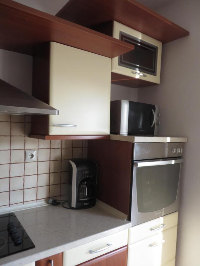 Apartments Tonka Pakoštane Buitenkant foto