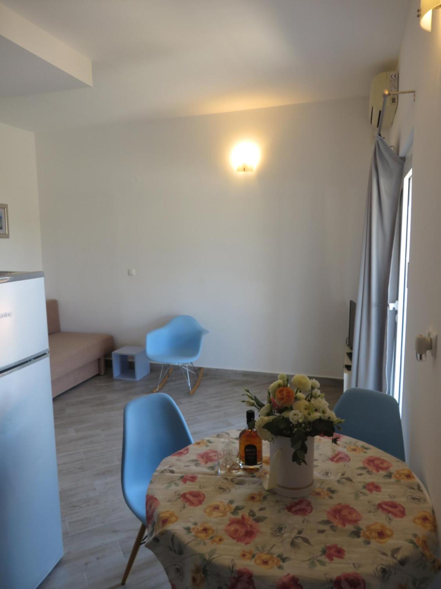 Apartments Tonka Pakoštane Kamer foto