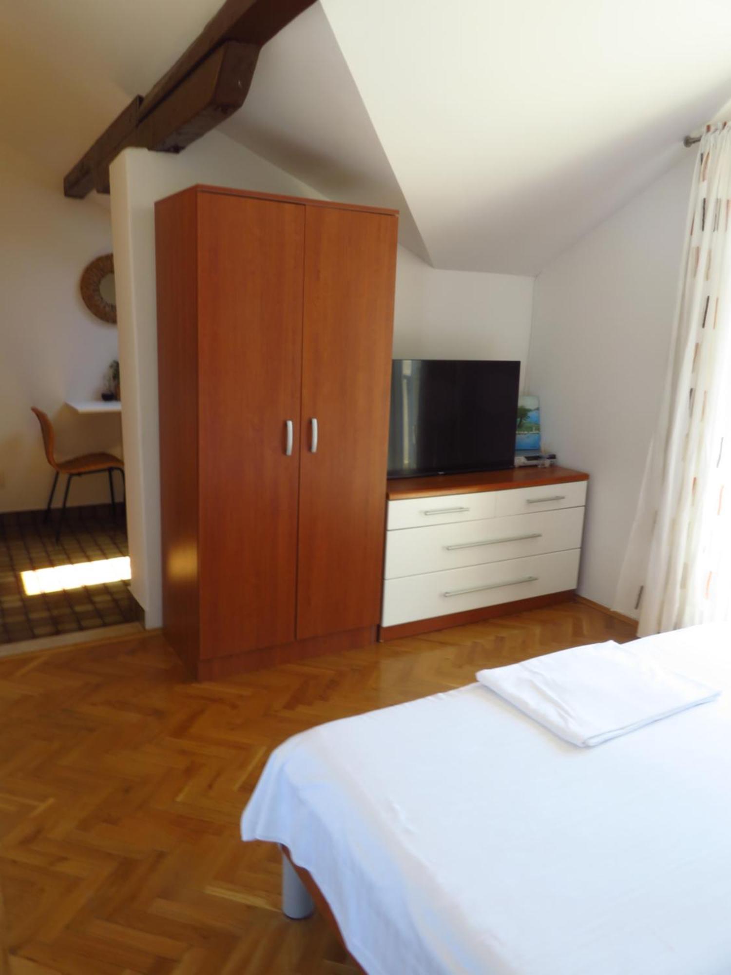 Apartments Tonka Pakoštane Kamer foto