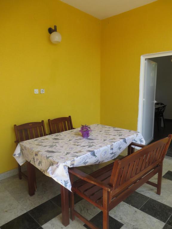 Apartments Tonka Pakoštane Kamer foto